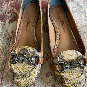 Beverly Feldman flats